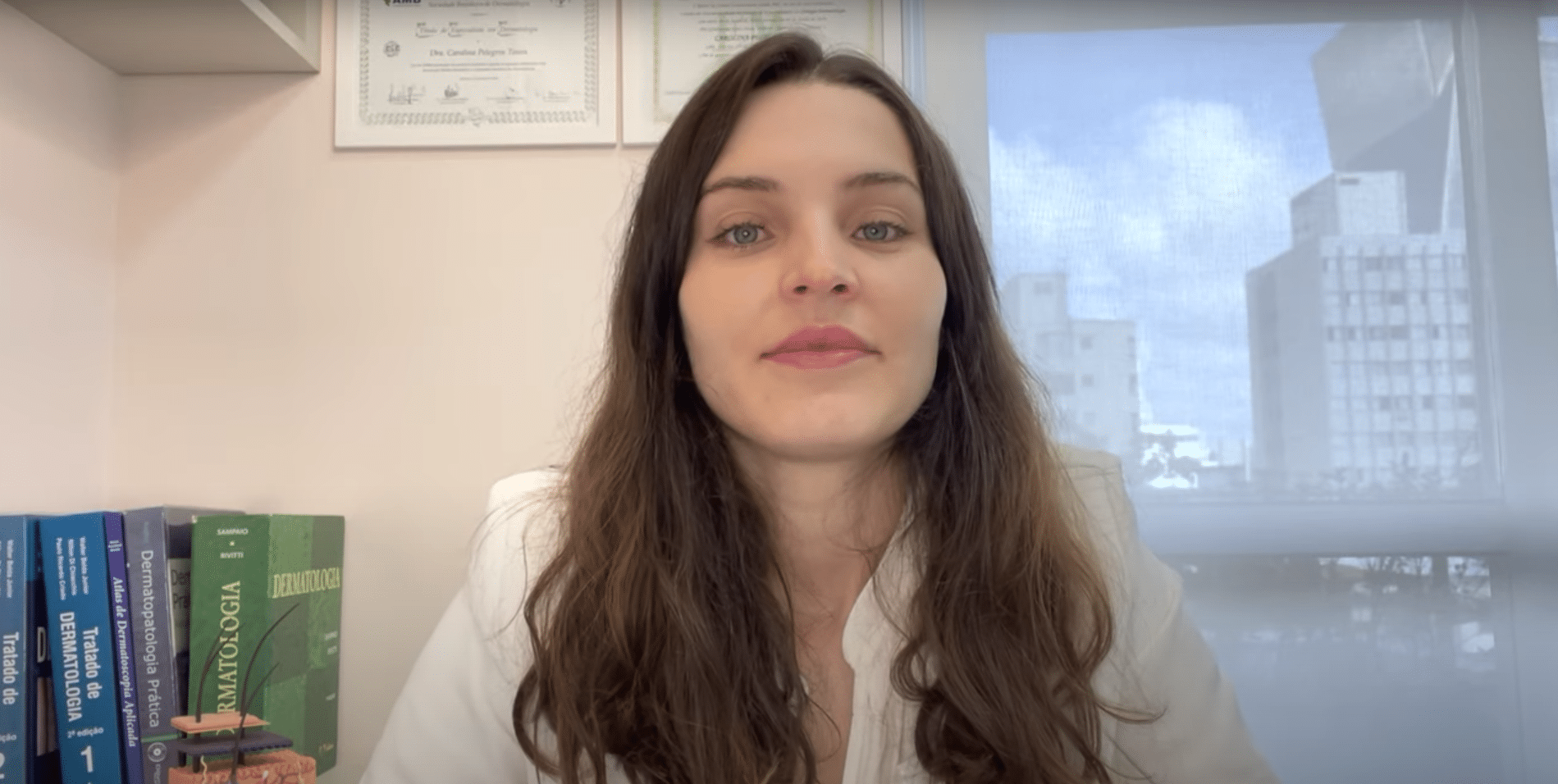 Dra. Carolina Tonin - Dermatologista em Pinheiros - SP
