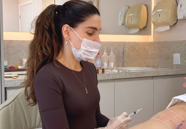 Lipoenzimática: como funciona, para que serve e como tratar a gordura localizada 1 Lipoenzimática: como funciona, para que serve e como tratar a gordura localizada